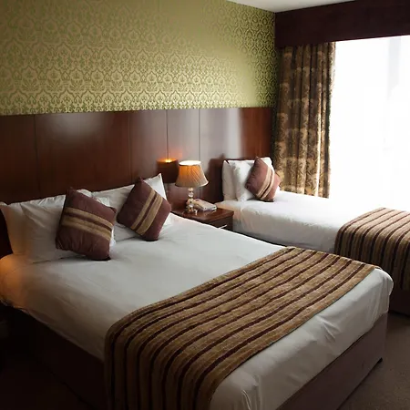 George 4* Limerick Junction