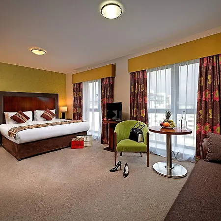 Hotel George 4*