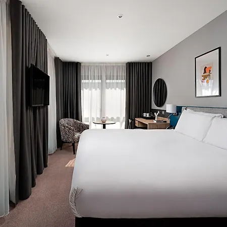 George Hotel 4*