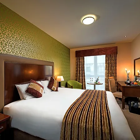 George Hotel