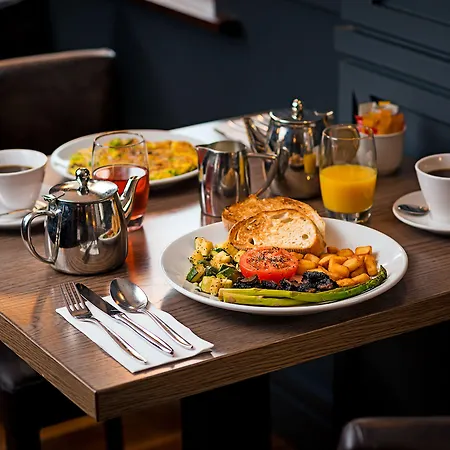 George Hotel 4*