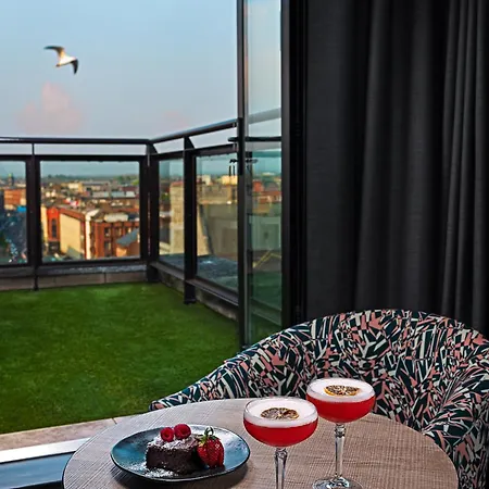Hotell George