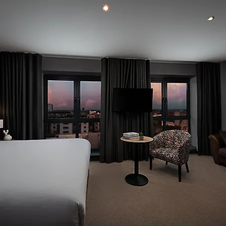 George Szálloda Limerick Junction