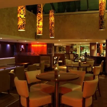 Hotel George