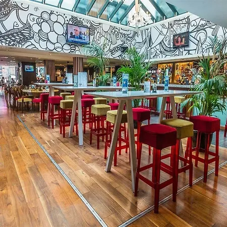 Hotel George